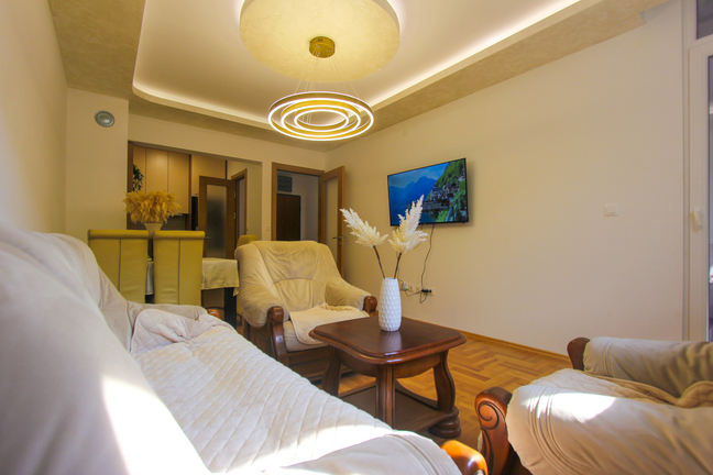 Two apartments with two bedrooms in Budva in a quiet location