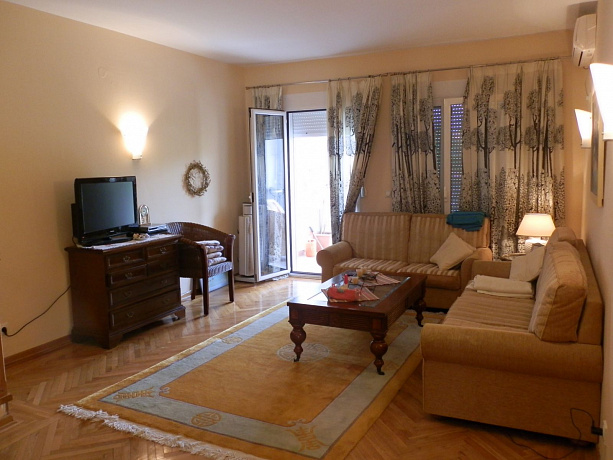 Apartment in Tivat