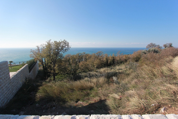 Land in Budva with sea view