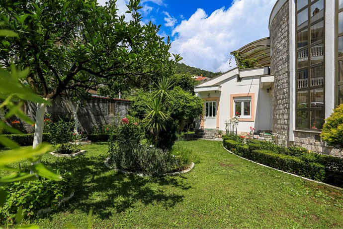 House in Herceg Novi