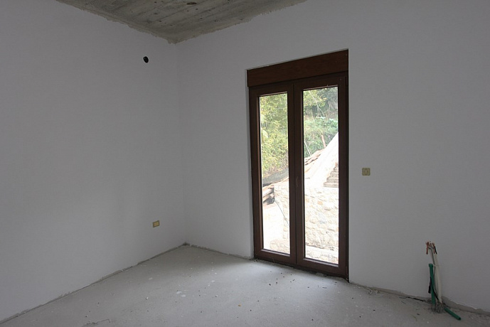 New house in Becici