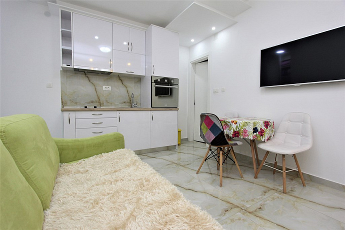 A cosy apartment in Rafailovici